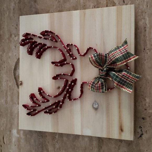 Christmas Reindeer String Art, one of a kind - Picture 2 of 2